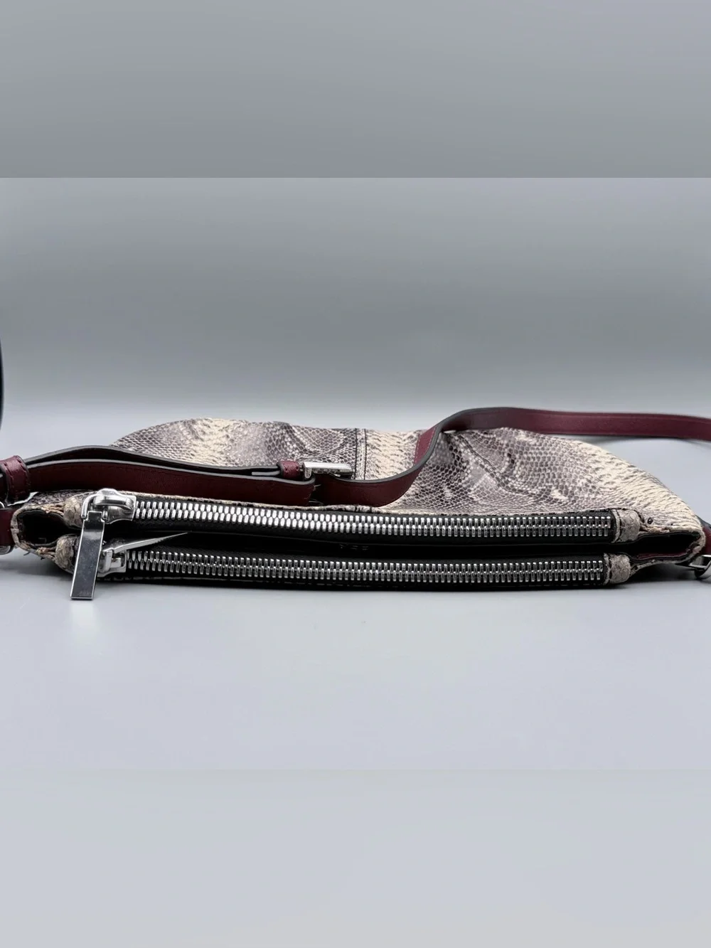 G.I.L.I. Genuine Leather Pleated Double Zip Crossbody Purse